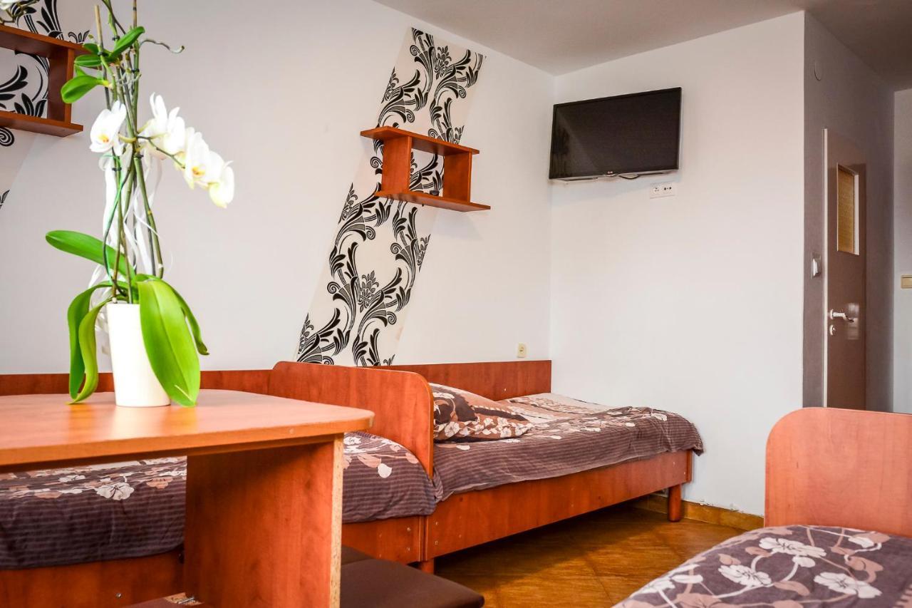 Osrodek Wczasowo-Kolonijny Bazylak Rewal Bed and Breakfast Eksteriør billede